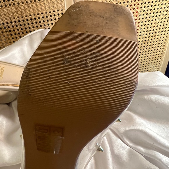 Sculptural heels - Picture 6 of 8